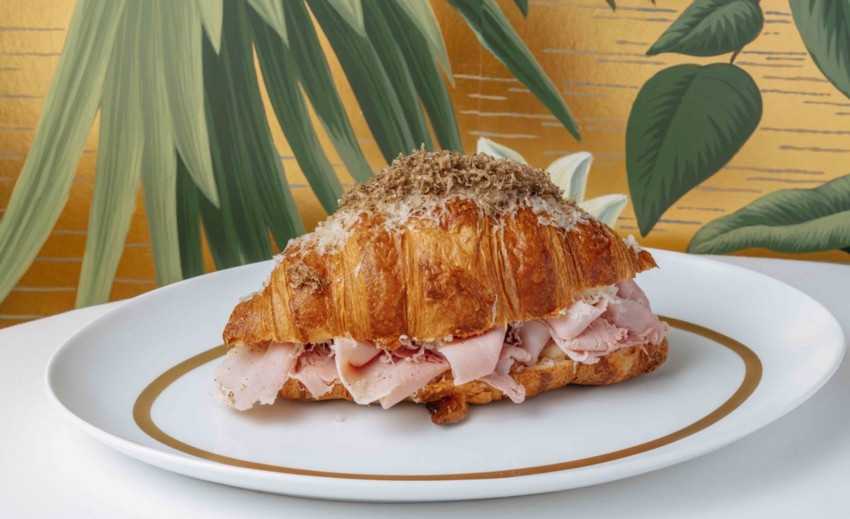 В LILA Restaurant можно прийти на роскошные завтраки как в пятизвездочных отелях!
