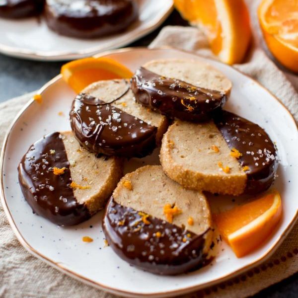 Апельсиновое печенье с темным шоколадом
     
