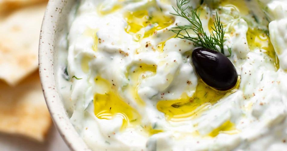 Что приготовить из свежего греческого йогурта?