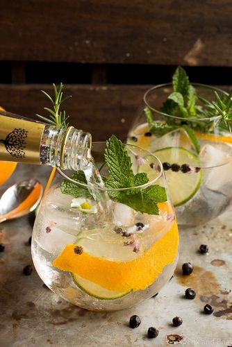 Пара капель лимона или апельсина - секрет идеального коктейля с джином