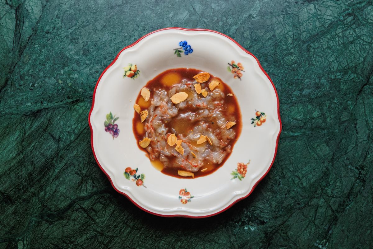 Bijou — лангустины и йогуртово-сырный парфе с инжиром